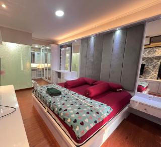 Apartment Gateway Pasteur 3BR with sunset view - Bandung - 2