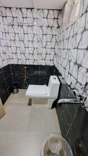 Hotel Stalwart Jajati - 2