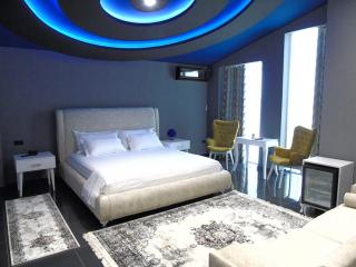 Hotel A&A - - 8