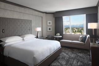 Sheraton Vancouver Guildford Hotel - 1