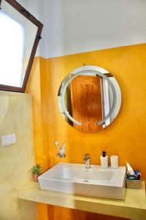 Luna Surf Lodge - Hikkaduwa - 1
