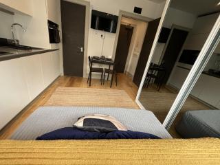 Sleeps 2 Studio -Central Croydon London -WiFi & Tv - 6