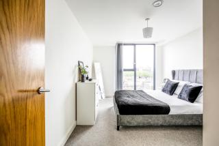 Excellent City Centre Apartment with Juliet balcony by BOLD Apartments - Liverpool - 2
