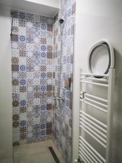 Brand New Apartment in Skopje Center with Free Private Parking - 2