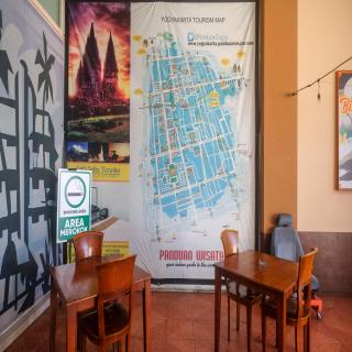 RedDoorz Plus @ Timoho - Yogyakarta - 5