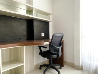 Cozy and Nice Studio at Azalea Suites Apartment By Travelio - 6