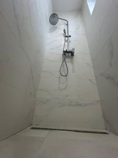 Charming Studio Apartment - Belgrad - 3