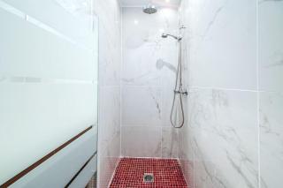 Appartement Coloré aux portes des Buttes Chaumont - París - 7