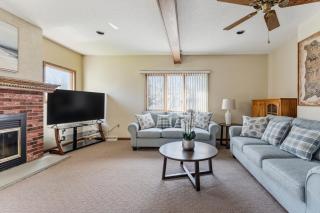 Niagara Falls Getaway- Perfect Place to Unwind home - Niagara Falls - 3