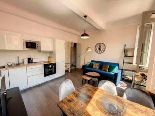 Centre ville - cosy appartement - sous les parapluies - Grasse - 8