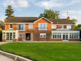 Luxurious Riverside 4Bed Family Home Tiddington Pass The Keys - Alveston - 8
