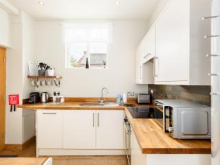 CV37 9HF The Tack Room Shottery · Charming 1Bed in Shottery with secure Parking Pass The Keys - Stratford-upon-Avon - 8