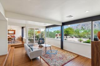 Tranquil Mid-Century Home in Foothills home - Tucson - 0