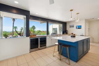 Tranquil Mid-Century Home in Foothills home - Tucson - 1