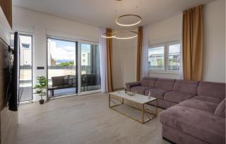 Awesome Home In Nin With House Sea View - Nin - 6