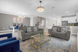 9 Bedrooms- 5 Bathrooms- Storey Lake 2742Ow - Kissimmee - 0