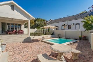 Swallows Summer Home - 2