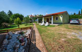 Beautiful Home In Medulin With Wifi - Medulin - 1