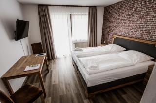 Hotel-Restaurant Zum Schwalbennest - Alsfeld - 0