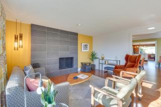 Medford Vacation Rental with En-Suite Bathrooms! - 5