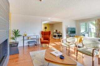 Medford Vacation Rental with En-Suite Bathrooms! - 4