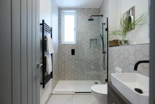 The Putney Hideaway - Modern and Elegant 3BDR Flat with Patio - Londra - 4