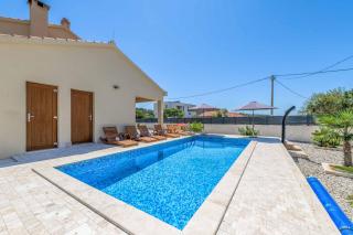 Villa Half Moon - Trogir - 0