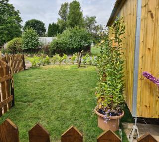 Poachers Keep, Shepherds Hut - Endon - 4
