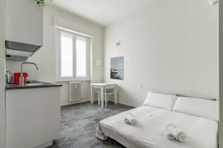 Giorgina's One Bedroom 20 minuts walking TO DUOMO - Milan - 5