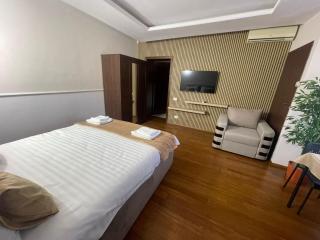 Therme Airport Resort - 1