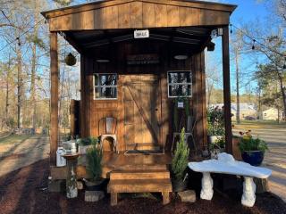 Cozy Cabin by the Pond - 5