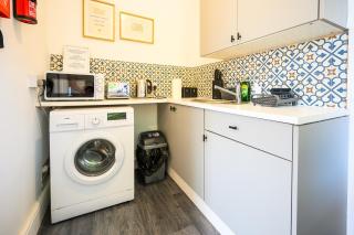 Brislington Base Super Convenient Apartment In South West By StayStaycations - Bristol - 5