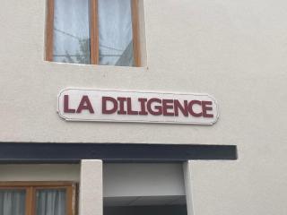 Le carrosse, la diligence, centre Saint Jean de Losne tarif 2pers 1 chambre, tarif 4 pers 2 chambres - Saint-Jean-de-Losne - 8