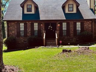 Peaceful Bungalow Getaway 10min Airport & Downtown - Riverdale - 8