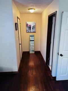 Peaceful Bungalow Getaway 10min Airport & Downtown - Riverdale - 6