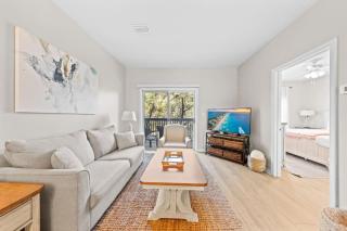 Condo with Pool and Beach and Lake Access with 4 Beds on 30A - 4