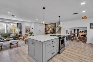 Tropical Oasis, 5 Mins to Beach - Seminole - 4