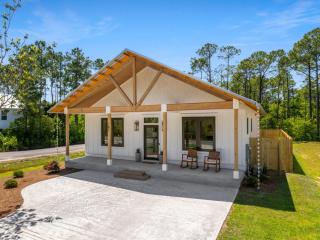 Luxury Home, Pine & Pearl, Fenced yard, Patio, Santa Rosa Beach - 0