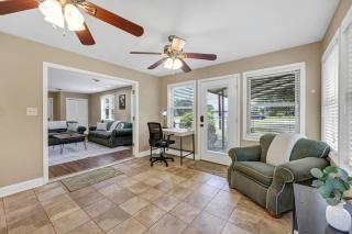 Hamilton Home Playground 2BR - 3