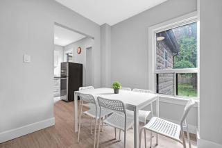Bright and Renovated 3BR Hamilton Gem Near Downtown - Hamilton - 7