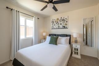 Entertainers Paradise Luxe Pool With Game Room - Coachella - 9