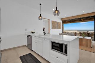 Luxury Oceanfront Condo, Resort-Style Amenities - El Pescadero - 6