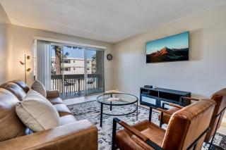 Pacific Beach Resort Condo - Walk to the Beach - San Diego - 2