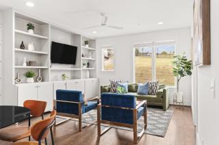 Walk to 12 South and Belmont with Garage FirePit and Patio - Nashville - 0