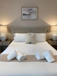 The Farmhouse Retreat at Ryedale House - 2