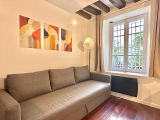 Cozy Apartment Near Marais on Rue Trousseau - París - 3