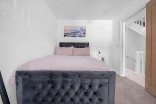Chique Luxurious Modern Home - Worsley - 3