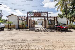 Casa com Churrasq no Condominio CVB0144 - 9