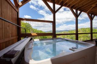 Coopers Hawk Pool Hot Tub View Games Theater - Sevierville - 9