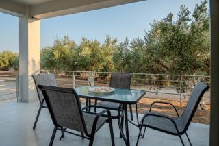 Alonakia Home Suites - 9